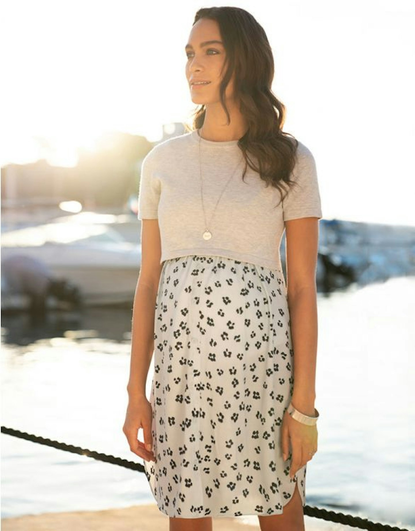 Stylish best sale breastfeeding clothes
